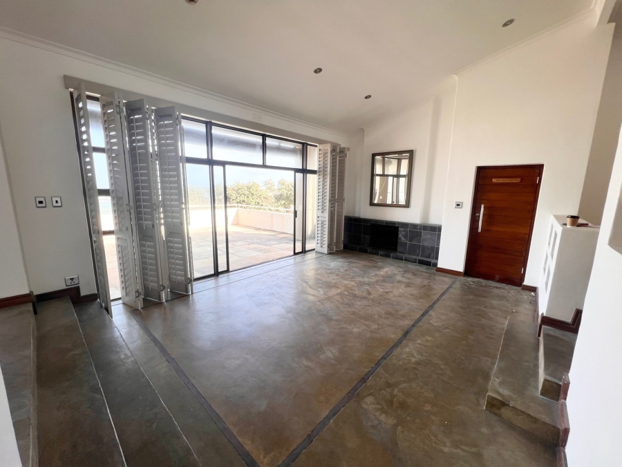 4 Bedroom Property for Sale in Bloubergstrand Western Cape